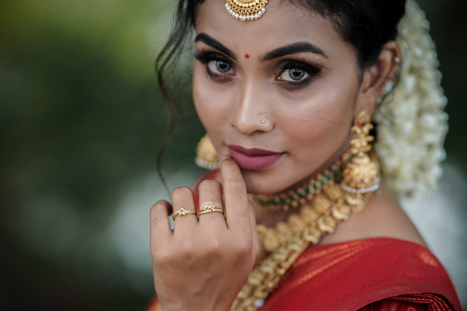 AISHU'S MAKEOVERS