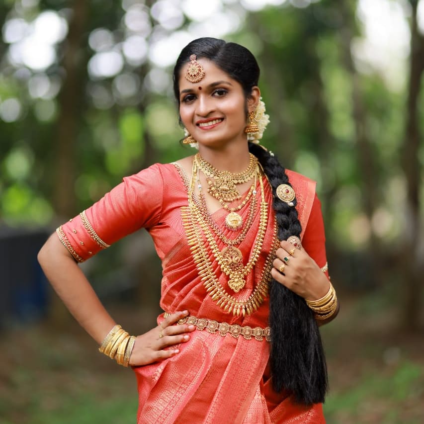 AISHU'S MAKEOVERS