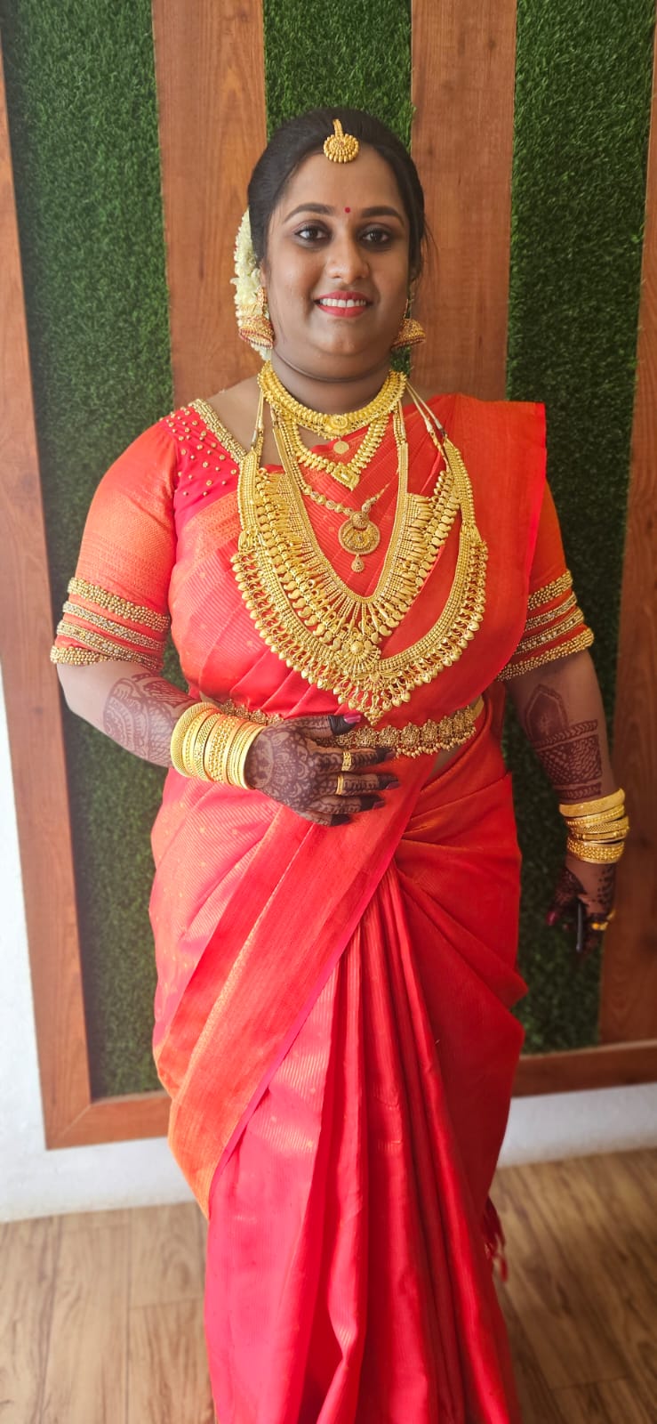 AISHU'S MAKEOVERS